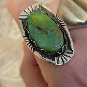 Beautiful green turquoise ring size 8 unisex